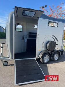 Cheval Liberte Touring One Horse Trailer