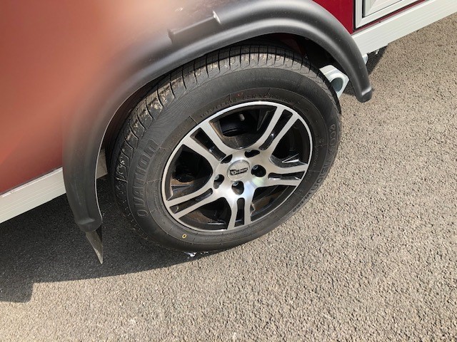 red4 Debon Cargo 1300 Van Trailers ALLOY WHEELS