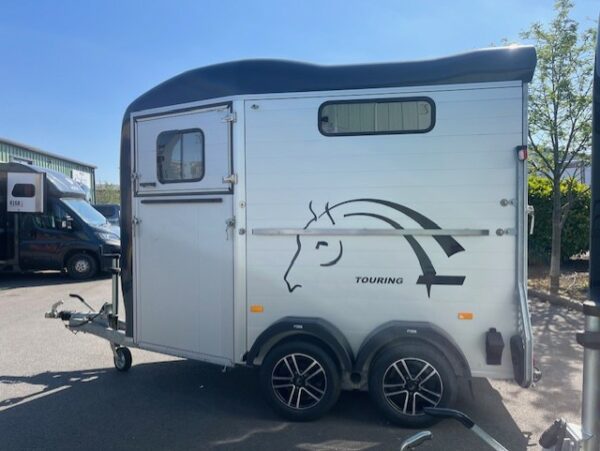 Cheval Liberté Touring Country Horse Trailer USED