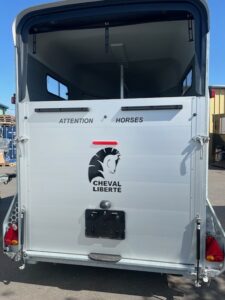 Cheval Liberté Touring Country Horse Trailer USED