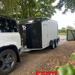 Debon Roadster C700 Van Trailer in Black