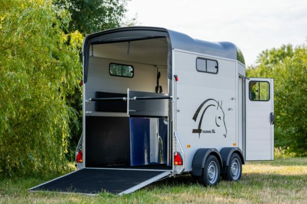 Cheval Touring XL horse trailer