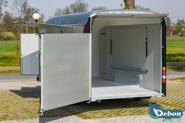 Debon C900 Van Trailer