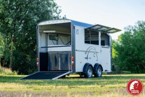 3 is the Magic Number Cheval Liberté Maxi3 Horse Trailer..