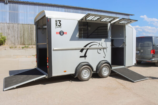 Cheval Liberte Maxi Living Signature Horse Trailer