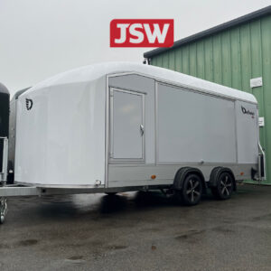 Debon C1000 in white - enclosed car trailer