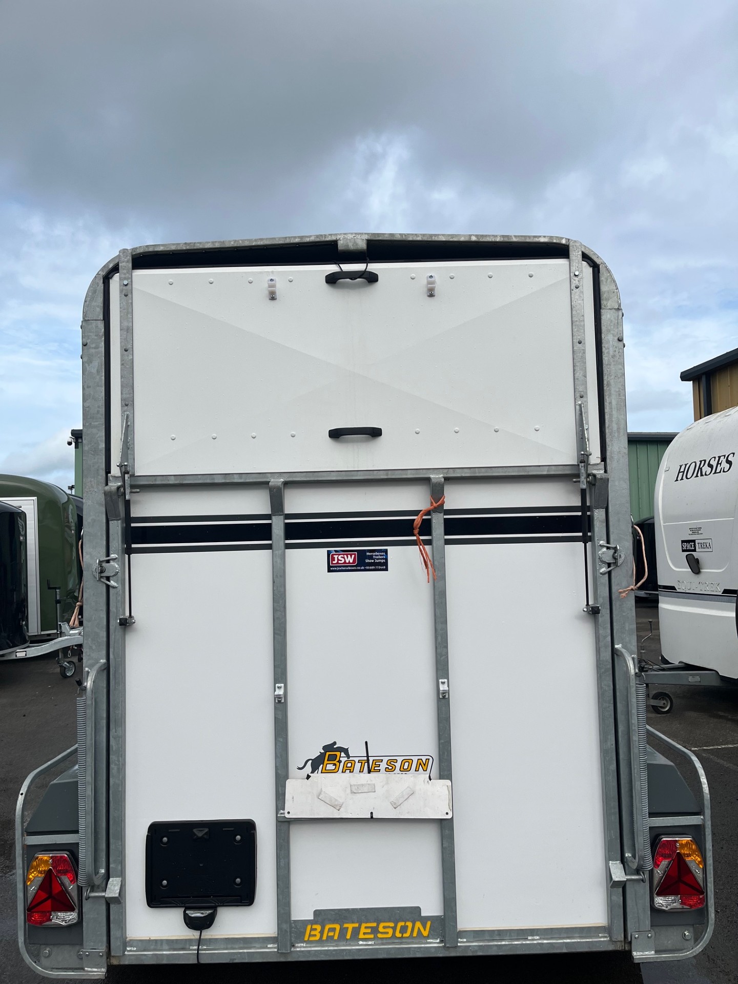 562 USED Bateson Ascot Horse Trailer