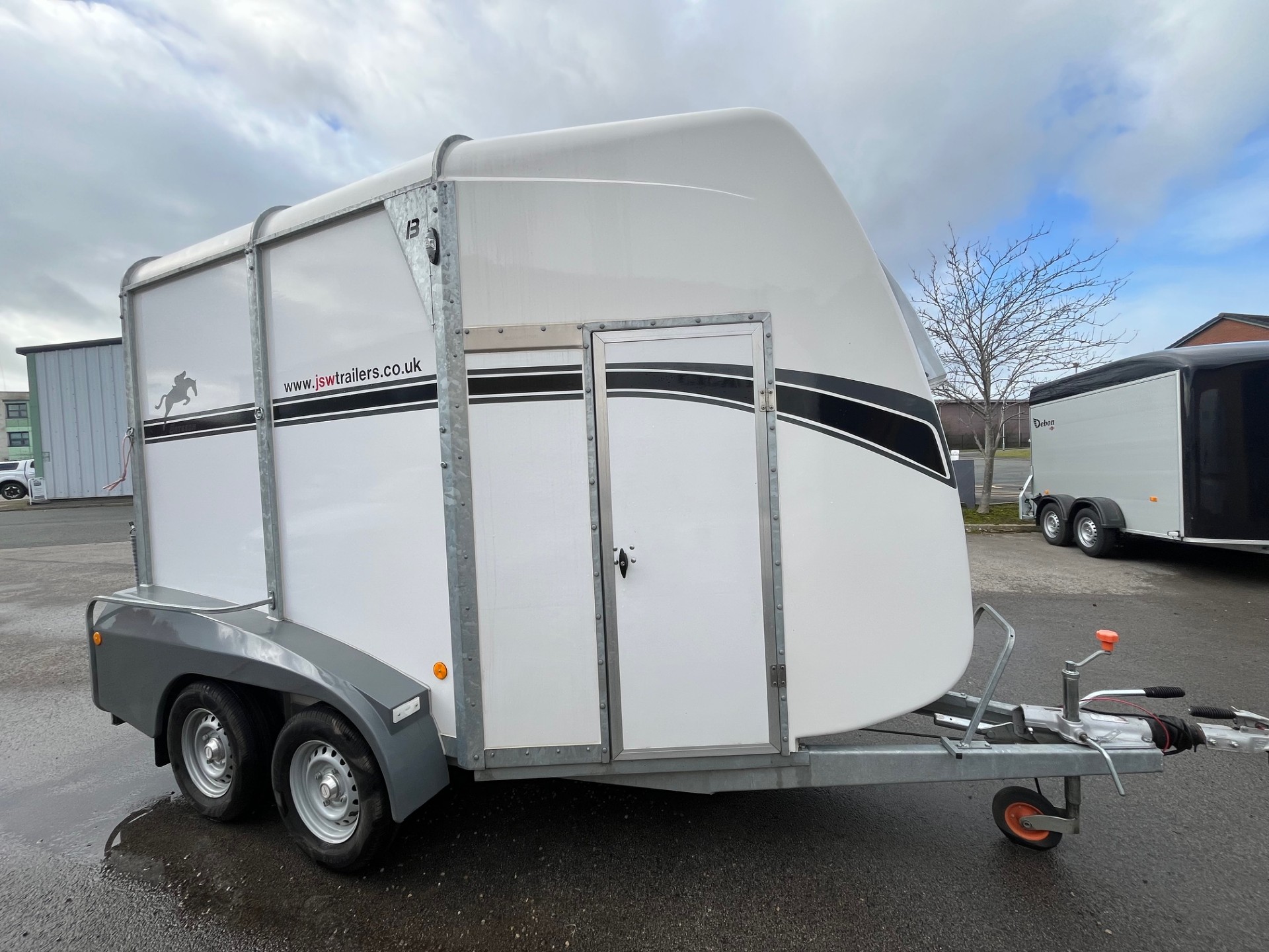 563 USED Bateson Ascot Horse Trailer